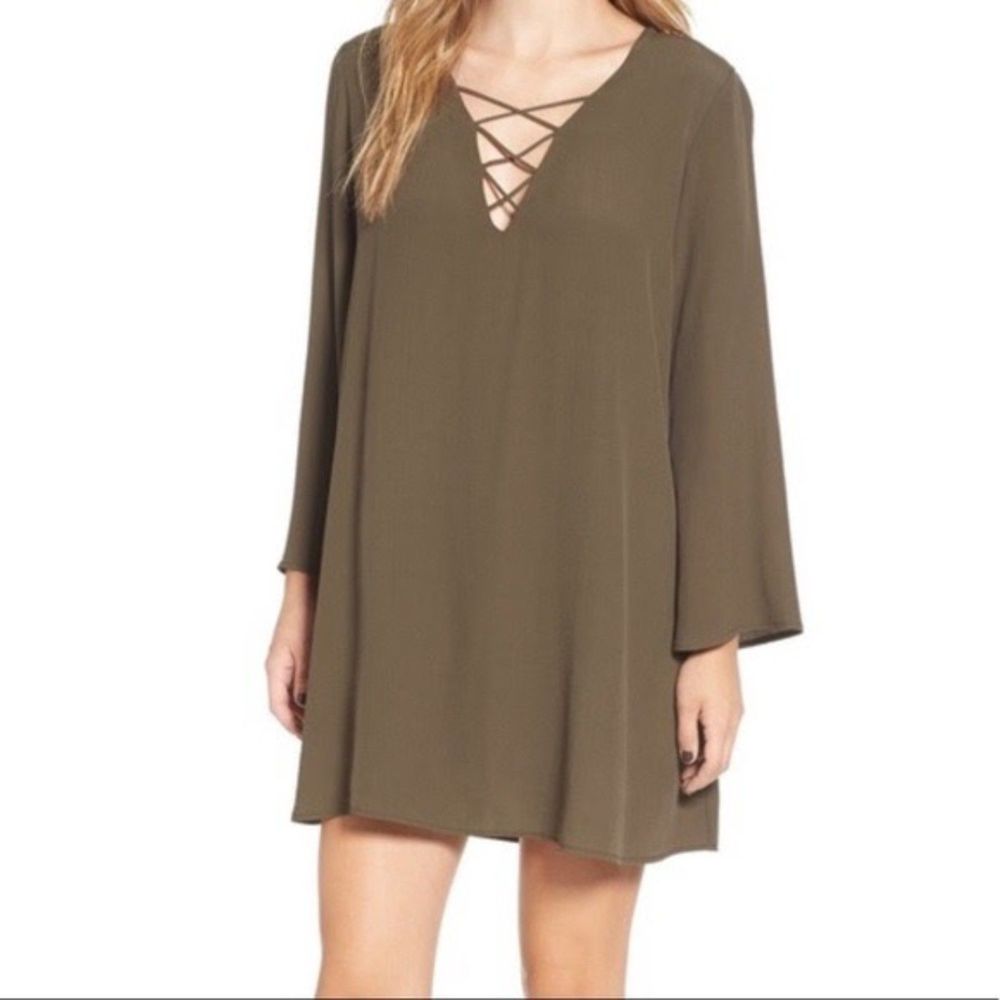 Astr | The Lace Up Bell Sleeve Mini Dress in Olive Green Size XS